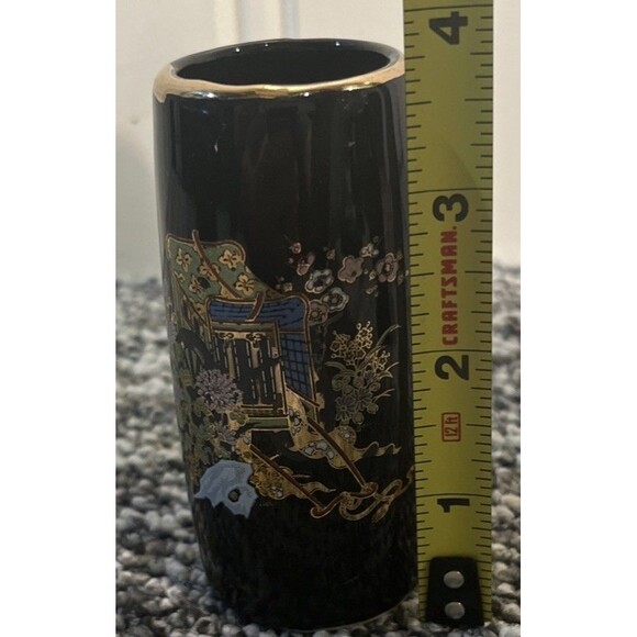 Set of 2 VTG Asian Black with Floral with Gold Trim Mini Vases Bud Vase Japan - Picture 12 of 14